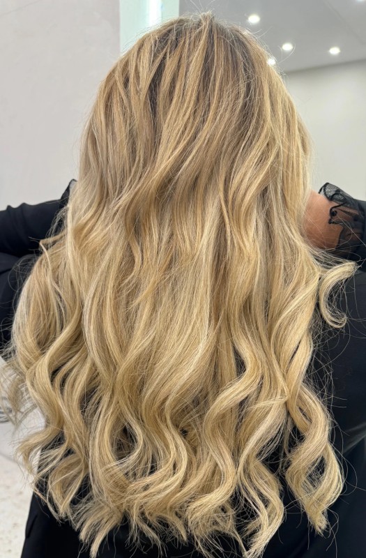 Extensions cheveux Marseille : qualité, durabilité et respect du cheveu