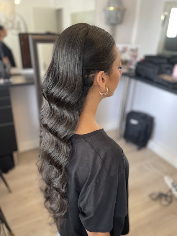 Coiffure événementiel dans notre salon RemakTouch à  Marseille 8 ème